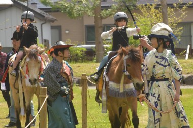 こども流鏑馬体験会が行われました